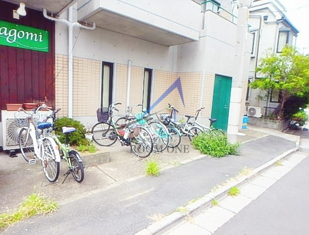 エトワール仲宿