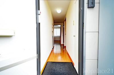 【玄関】 | レオパレスカトレア