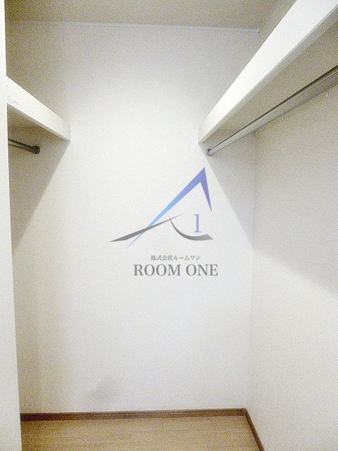 ジラソーレ （BELS認証物件）の収納|ウォークインクローゼットです。