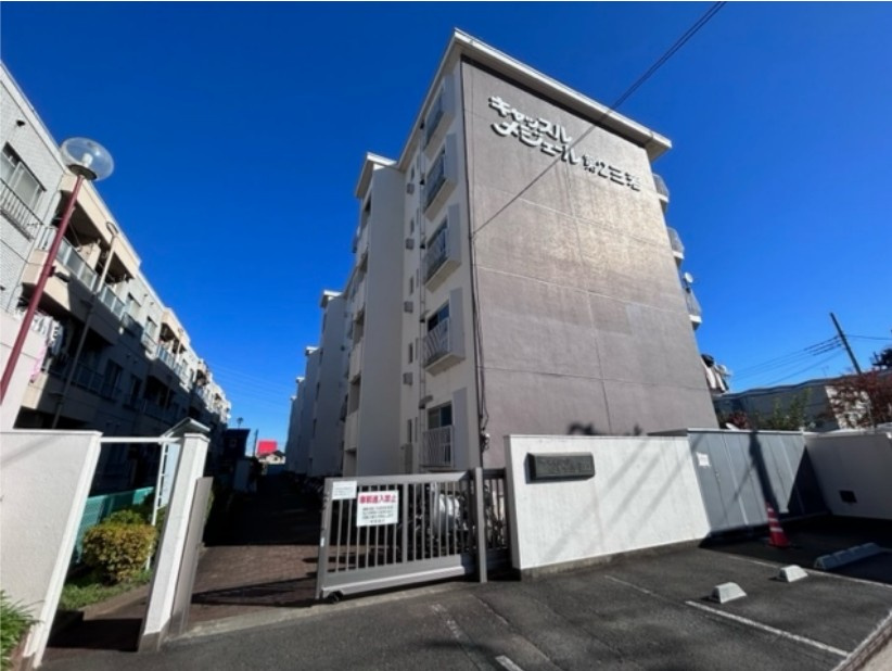 キャッスルメジェール第２三芳