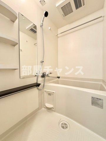 エステムコート名古屋 TWIN EASTの浴室