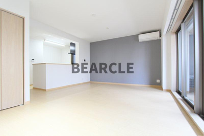 【居間・リビング】 | カローレ御所南