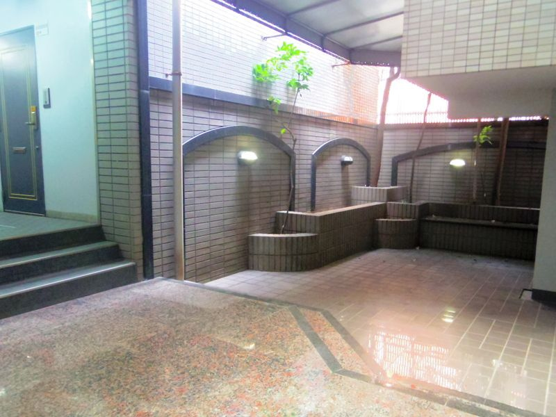 ダイニチ館Ｆ１７のロビー