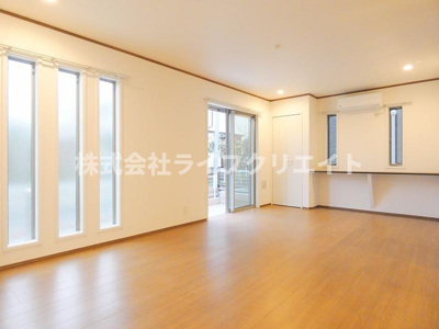 【居間・リビング】 | sakura-C棟