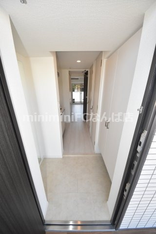 レオンコンフォート難波クレア の玄関