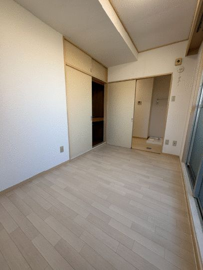 ブリュンヌコーポラスの洋室