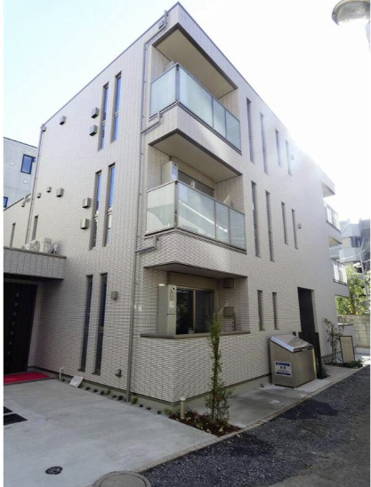フォアファーレン代々木の外観
