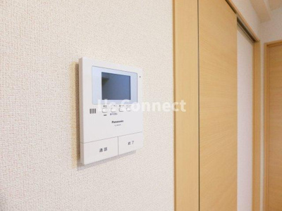 【セキュリティ】 | ソラーナⅡ | 突然の来客もＴＶモニターホンでしっかり確認。