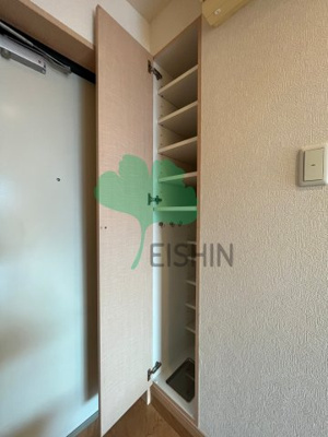 【玄関】 | ラ・ペール・モリ | 下駄箱もしっかりついてます！