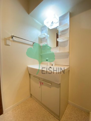 【洗面所】 | レブリアント板付 | シンプルで使いやすい洗面台です！