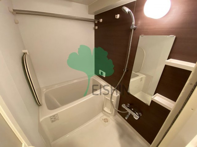 【浴室】 | リアンシエルブルー東比恵2(小型犬飼育可能の追炊き付きデザイナーズ物件！) | 清潔感のある浴室です！