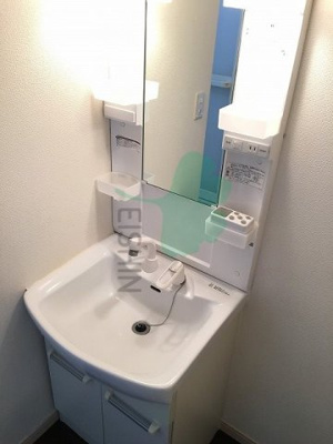 【洗面所】 | レジデンス諸岡 | シンプルで使いやすい洗面台です！