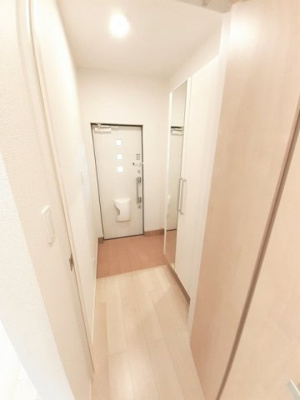 【玄関】 | ポルトボヌールＢ