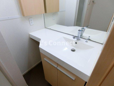 【洗面所】 | ソラーナ | 朝の支度もスムーズな独立洗面台。