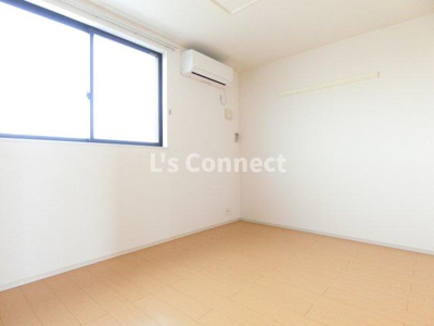 【その他】 | ソラーナ | 北側洋室にもエアコン付きです。