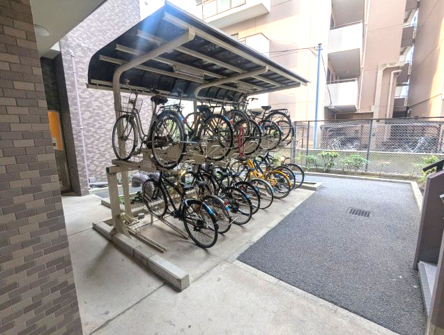 ライオンズマンション東大島第二の駐輪場|～駐輪場 写真～