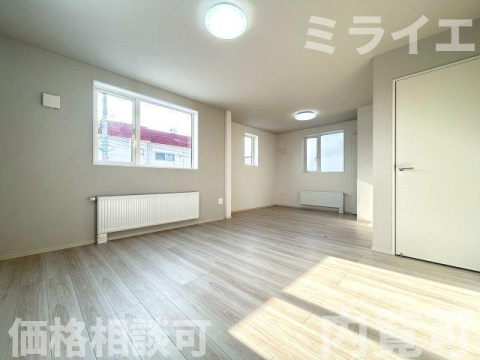 【新築戸建】札幌市東区北46条東14丁目2棟の洋室|同仕様物件