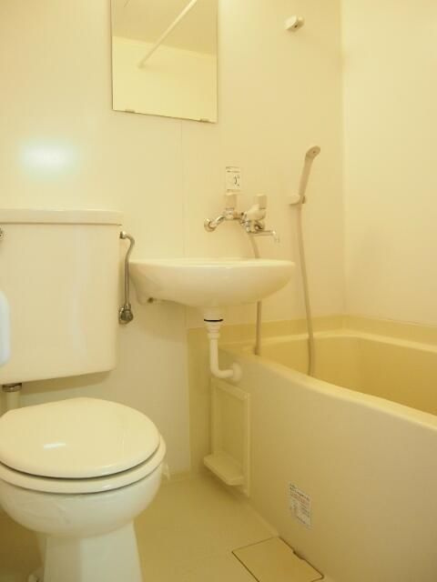 ユースフル祐天寺Ⅱの浴室