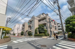 ロイヤルヴィーゼ学芸大学の画像