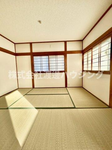 明美の里町一戸建の和室