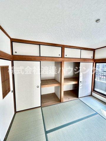 明美の里町一戸建の収納