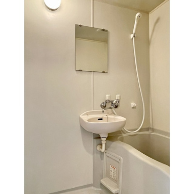 【浴室】 | ☆バス　※写真は同間取りのお部屋になります