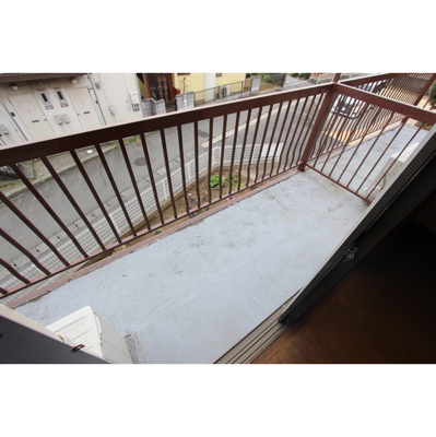 【バルコニー】