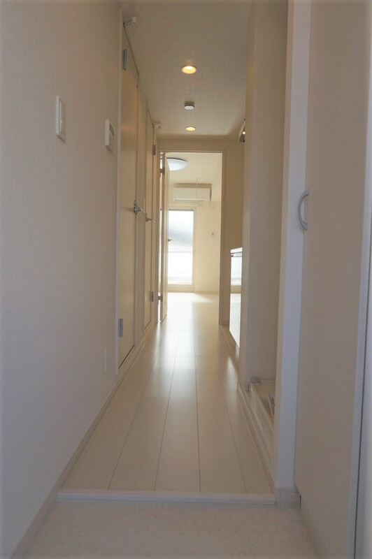 リブリ・Verdeの玄関