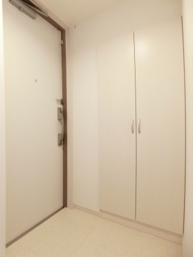 【玄関】 | リブリ・ラサンテ湘南 | 玄関