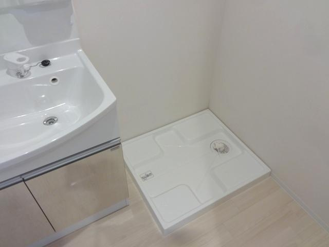 グランチェスタ悠参番館のその他|洗濯機置場（イメージ）