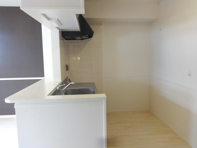 グランチェスタ悠参番館のキッチン|キッチン（イメージ）