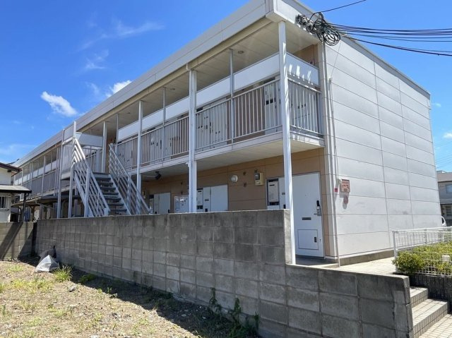 レオパレスつどいの外観