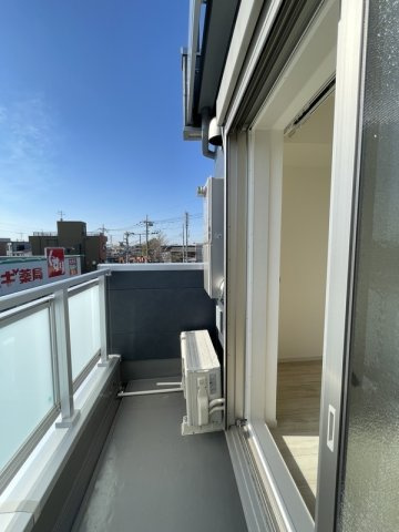 ヴィラ見沼代親水公園のバルコニー