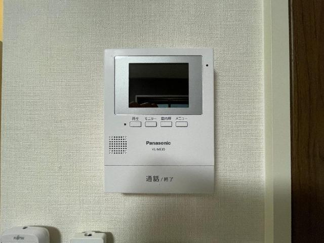 アリエスの内装|カメラ付インターホン