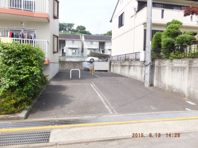 敷地内（屋根付）駐輪場