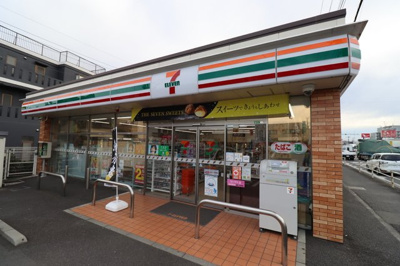 セブンイレブン厚木妻田店まで５５０ｍ