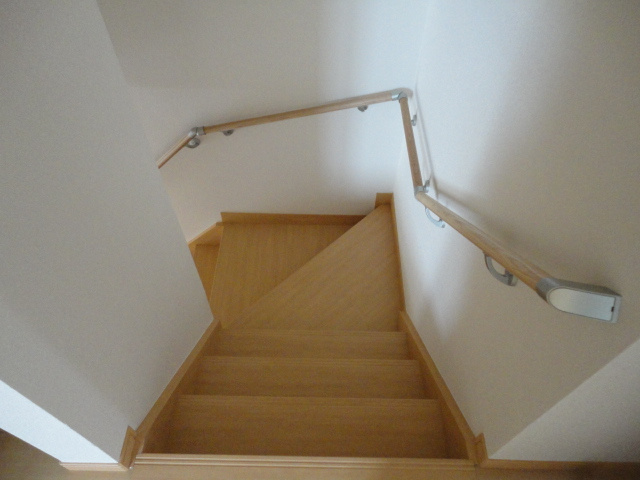 ピュアホワイトのその他|階段