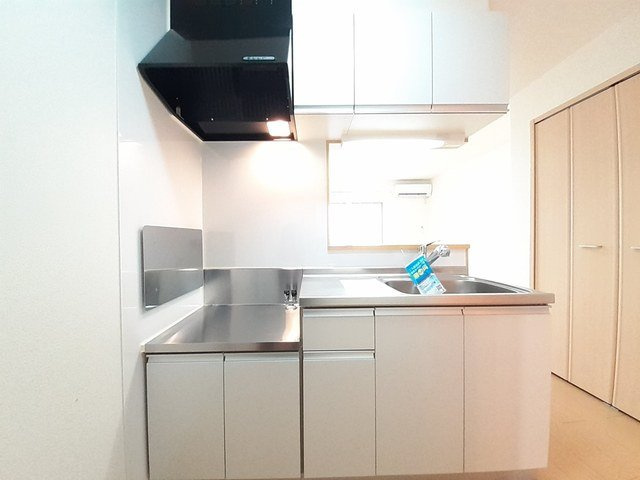 ウエスト・モンテローザのキッチン|お料理しやすいキッチンです