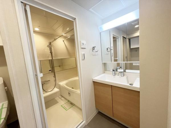 秀和第２奥沢レジデンスの独立洗面台