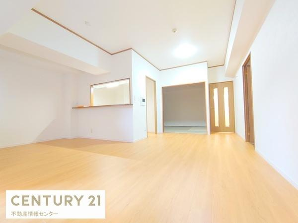 【居間・リビング】 | ビーバードルチェドーム前千代崎 | 室内リフォーム済（令和７年５月実施）