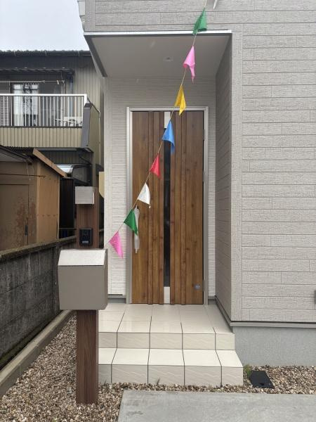 豊川市諏訪西町59期　全3棟・1号棟の玄関|施工例