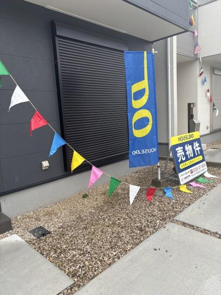 豊川市諏訪西町59期　全3棟・2号棟の庭|草花で飾れるお庭。