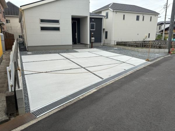 碧南第65尾城町　全6棟・6号棟の駐車場|３台以上駐車できます！
