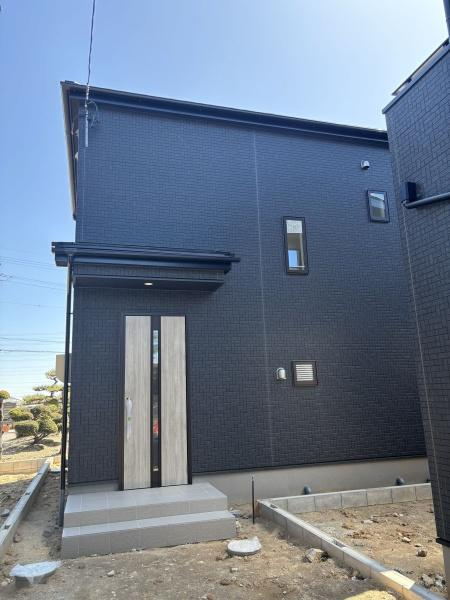 碧南市日進町2期　全3棟・2号棟