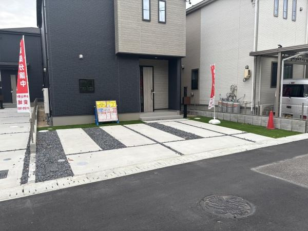 碧南市日進町2期　全3棟・3号棟の駐車場|広々２台駐車できます！