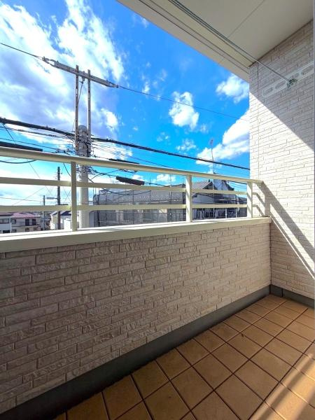 横浜市磯子区森６丁目の中古一戸建のバルコニー