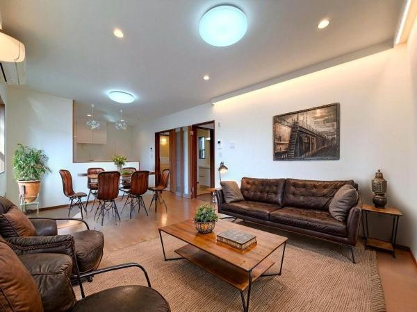 横浜市磯子区森６丁目の中古一戸建の居間・リビング