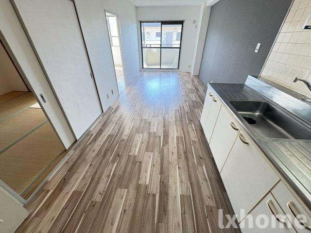 ウィングビュー鮎川の居間・リビング|使いやすい居間です