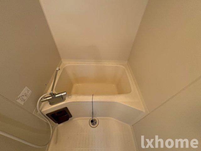 ウィングビュー鮎川の浴室|落ち着いた空間のお風呂です