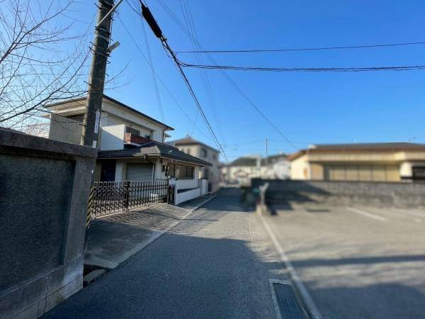 和歌山市次郎丸　中古戸建の前面道路含む現地写真